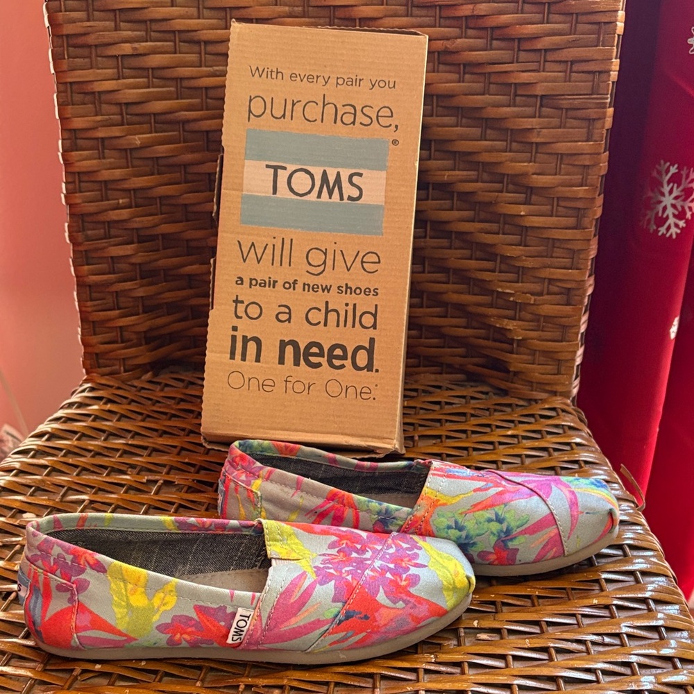 Toms Classic Birds of Paradise